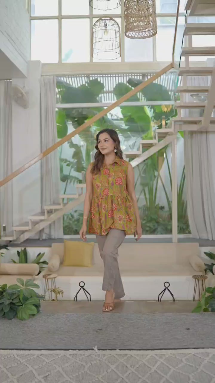 Cotton Sleeveless Collar Peplum Top